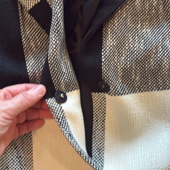 Zara Women jacket ( Zara Spain 🇪🇸) Cropped Checkered Black/White size medium - Picture 5 of 9